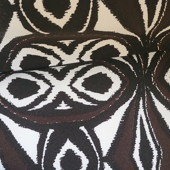 Investments size 16 brown black and white crop jacket - Picture 3 of 3